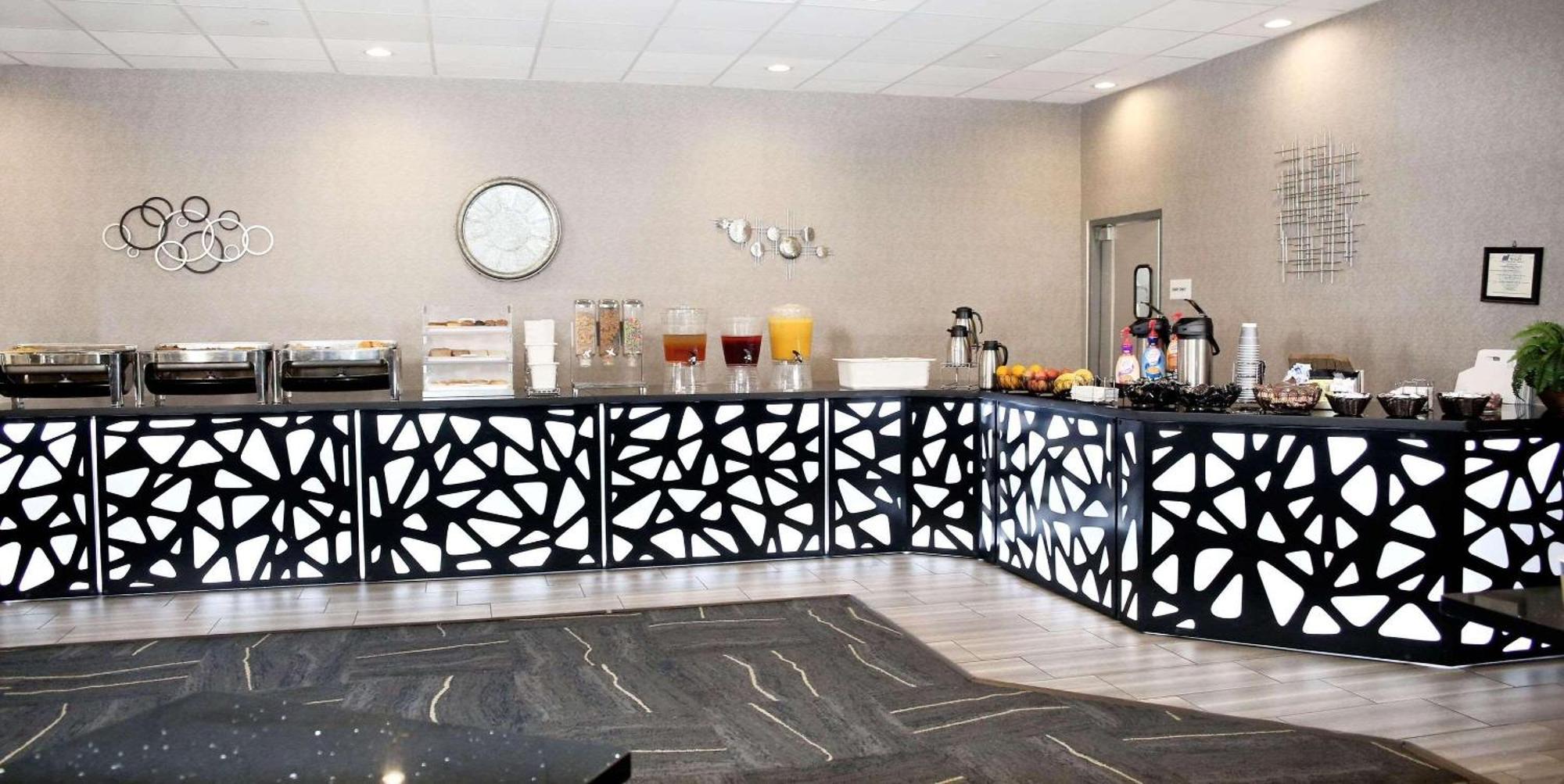 Radisson Hotel McAllen Airport Exterior foto