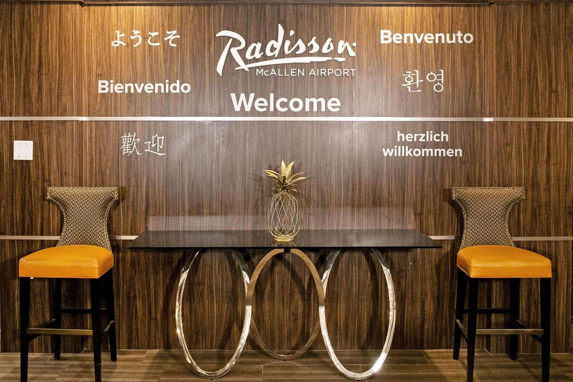Radisson Hotel McAllen Airport Exterior foto
